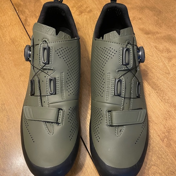 Fizik Terra Atlas Cycling Shoes Size 13.5 Army Green Gravel - Picture 5 of 8